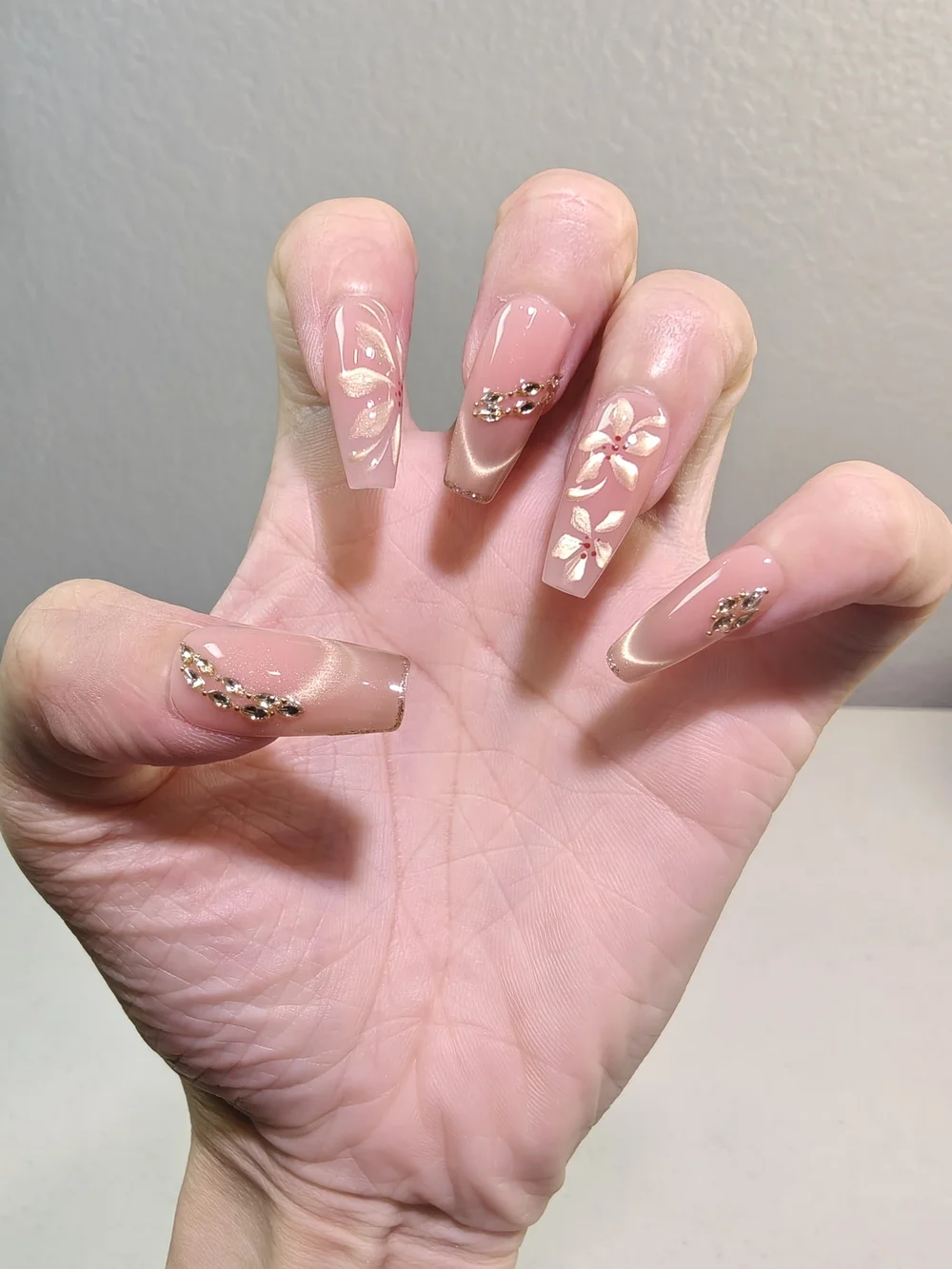 Nude Pink Gold Cat Eye With Floral Long Coffin Press On Nails With Rhinestone